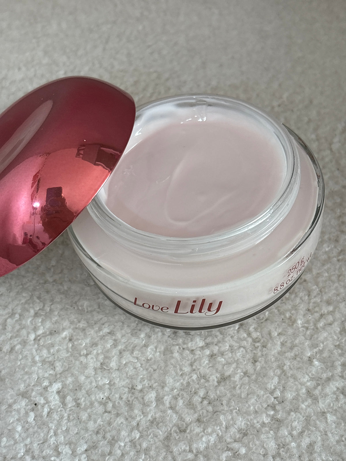 Love Lily Crème Hydratante Corporelle O Boticário 250g