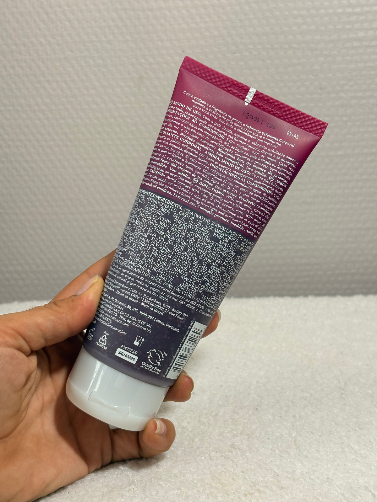 Sabonete Esfoliante Corporal Cuide-se Bem Amorosa Blackberry 200ml