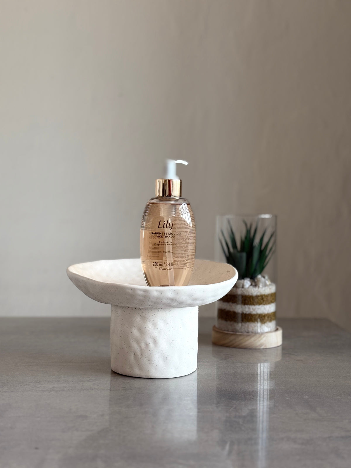 Savon Liquide Satiné Lily O Boticário 250ml