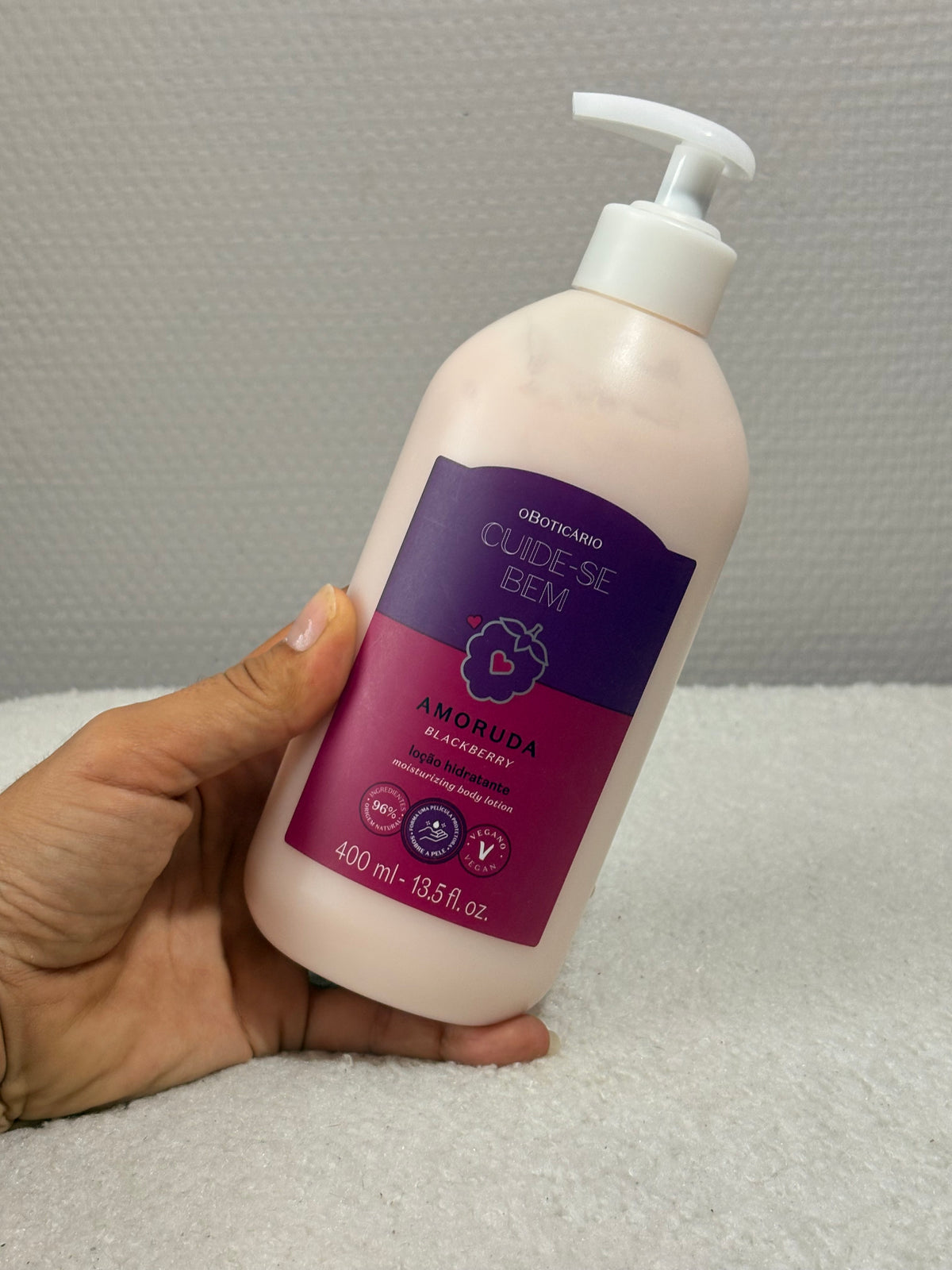 Feuchtigkeitsspendende Lotion Cuide-se Bem Amoruda Blackberry 400 ml