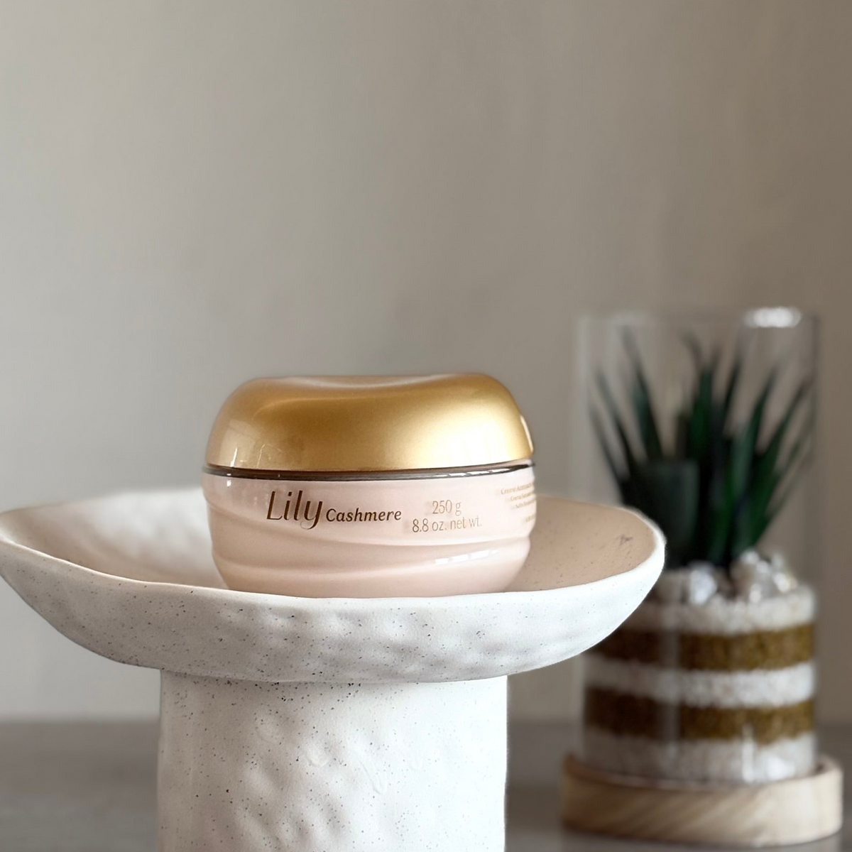 Lily Cashmere Crème Corps Édition Limitée O Boticário 250g