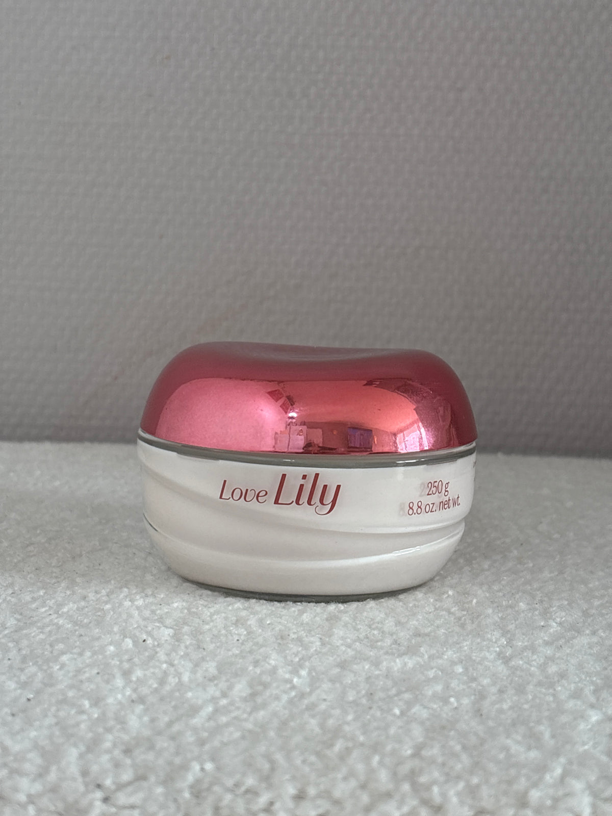 Love Lily Crème Hydratante Corporelle O Boticário 250g